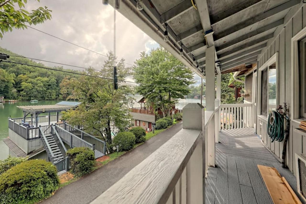 Hannahs Perch On Lake Burton With Private Top Patio And Bottom Dock Clayton Exterior photo