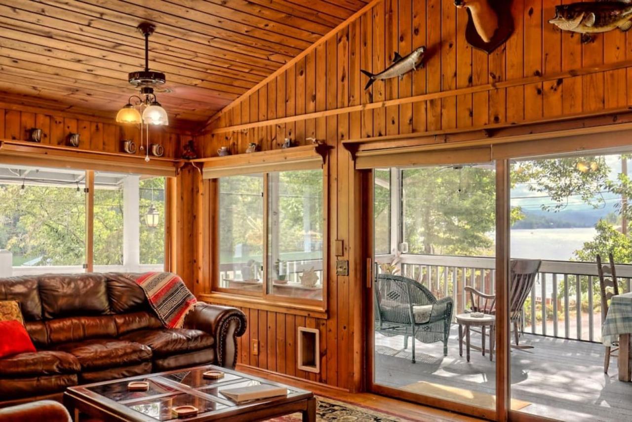Hannahs Perch On Lake Burton With Private Top Patio And Bottom Dock Clayton Exterior photo
